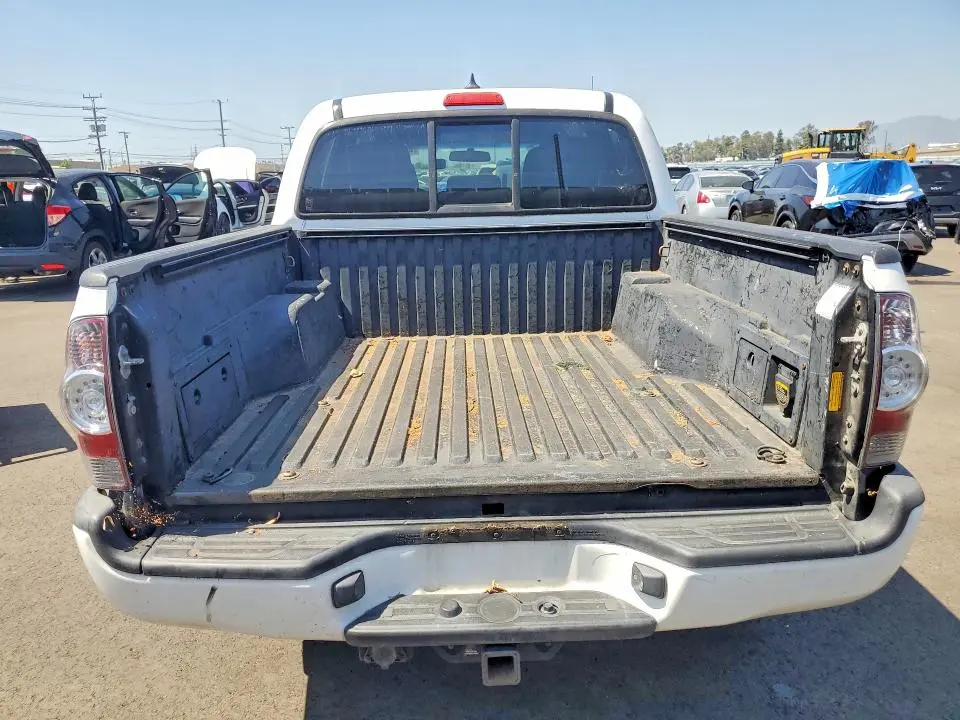 2014 TOYOTA TACOMA PRERUNNER V6  