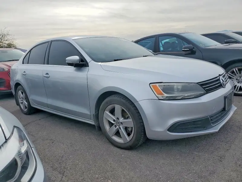 2013 VOLKSWAGEN JETTA TDI  