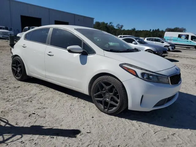 2017 KIA FORTE LX  