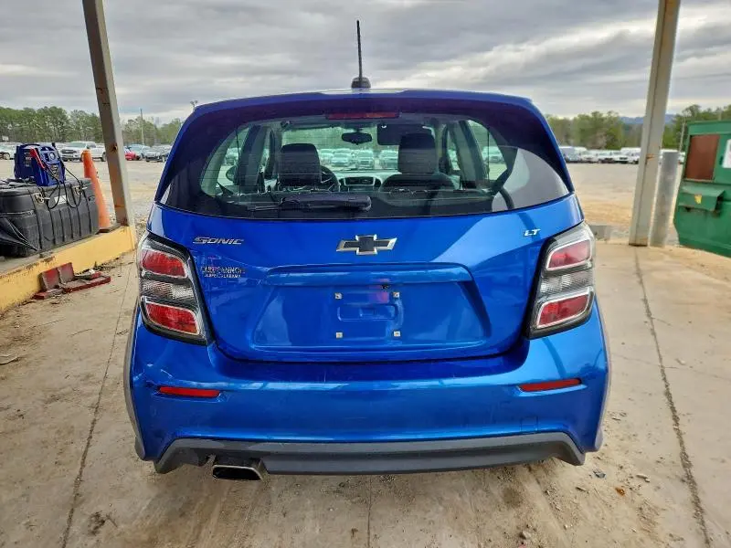 2018 CHEVROLET SONIC LT  