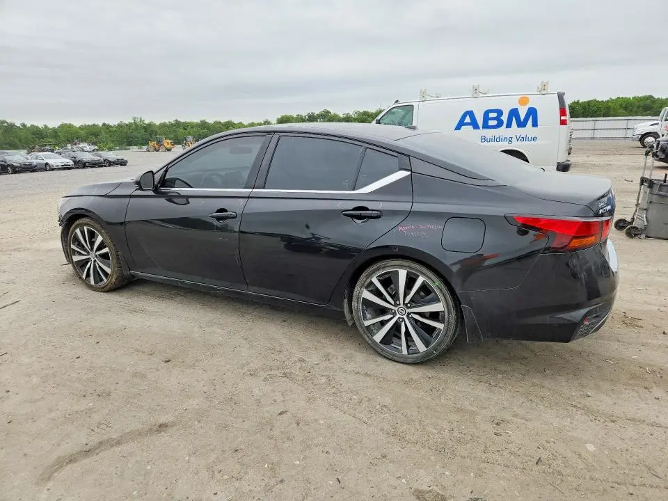 2020 NISSAN ALTIMA SR  