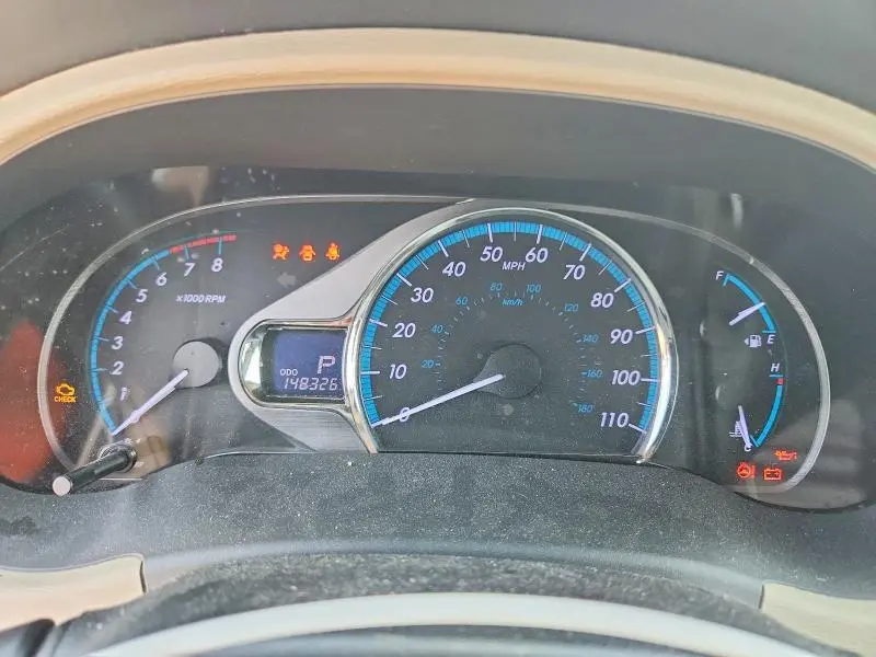 2011 TOYOTA SIENNA XLE 8-PASSENGER  
