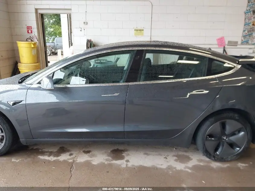 2018 TESLA MODEL 3 LONG RANGE/PERFORMANCE