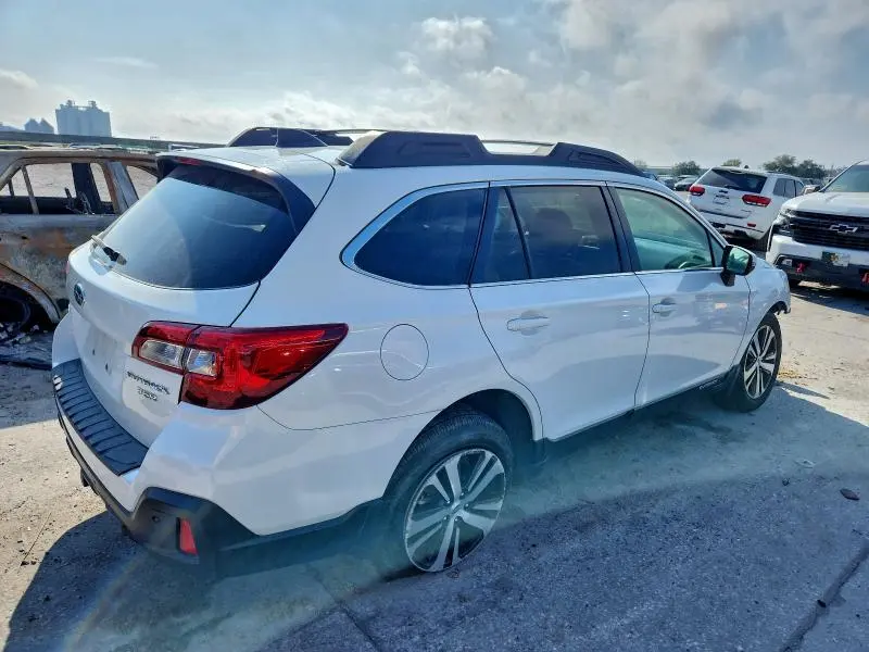 2019 SUBARU OUTBACK 3.6R LIMITED  