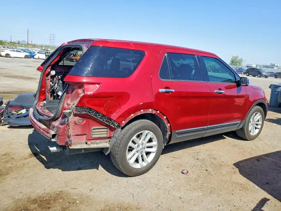 2015 FORD EXPLORER XLT  