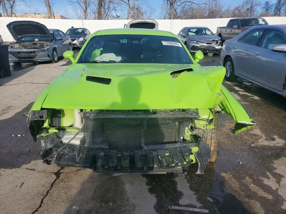 2015 DODGE CHALLENGER SXT PLUS  