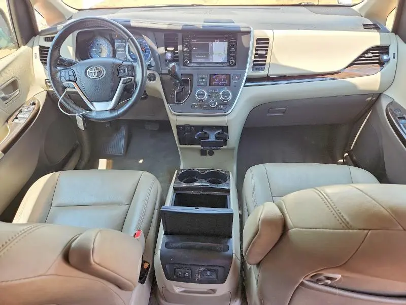 2020 TOYOTA SIENNA XLE PREMIUM 7-PASSENGER  