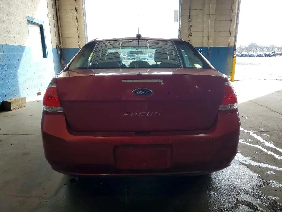 2010 FORD FOCUS S  