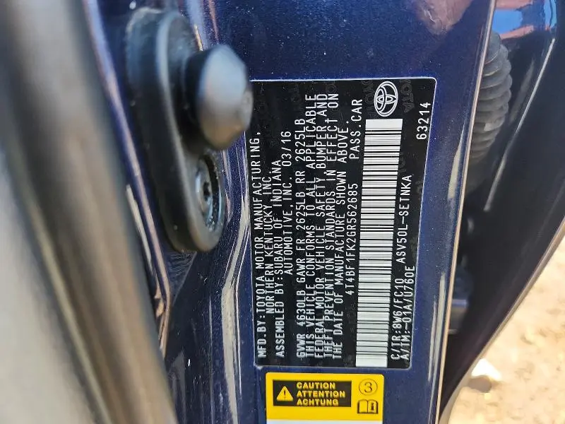 2016 TOYOTA CAMRY LE  