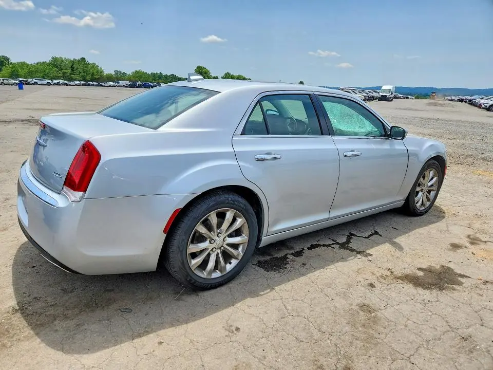 2020 CHRYSLER 300 LIMITED  
