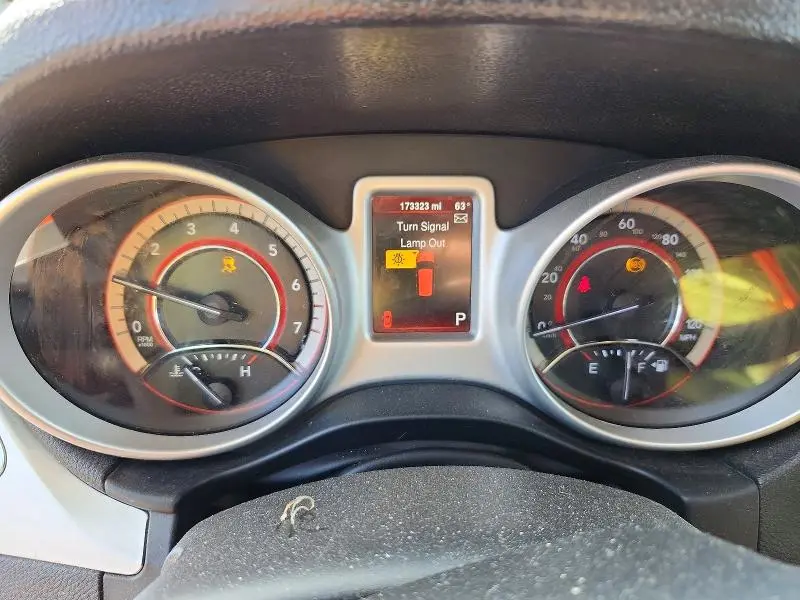 2015 DODGE JOURNEY SE  