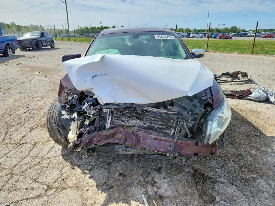 2011 FORD TAURUS SEL  