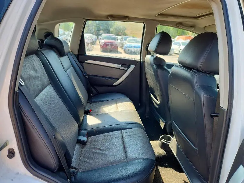 2011 CHEVROLET AVEO LT  