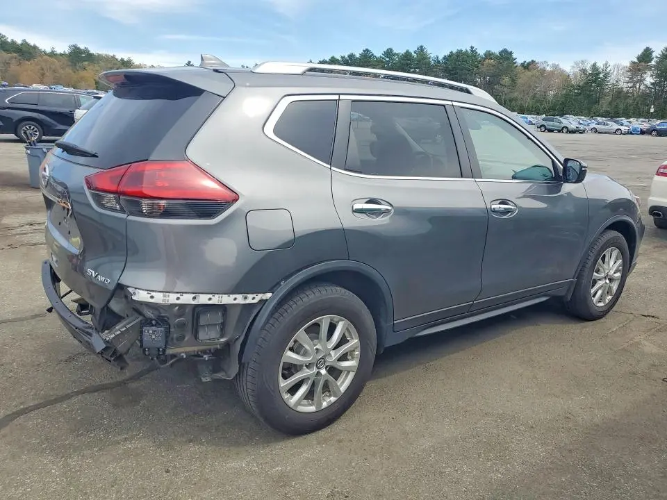 2020 NISSAN ROGUE SV  