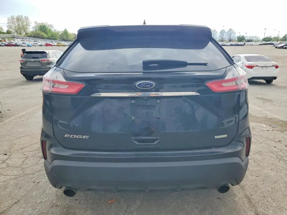 2020 FORD EDGE SE  