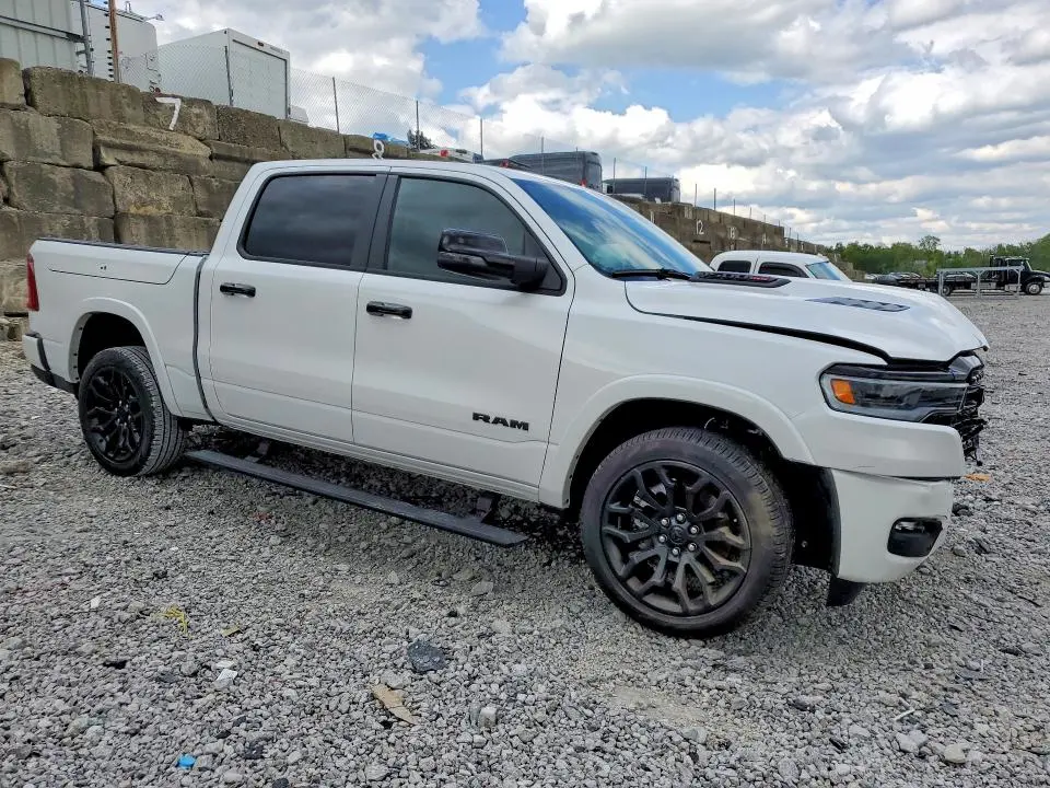 2025 RAM 1500 LIMITED  