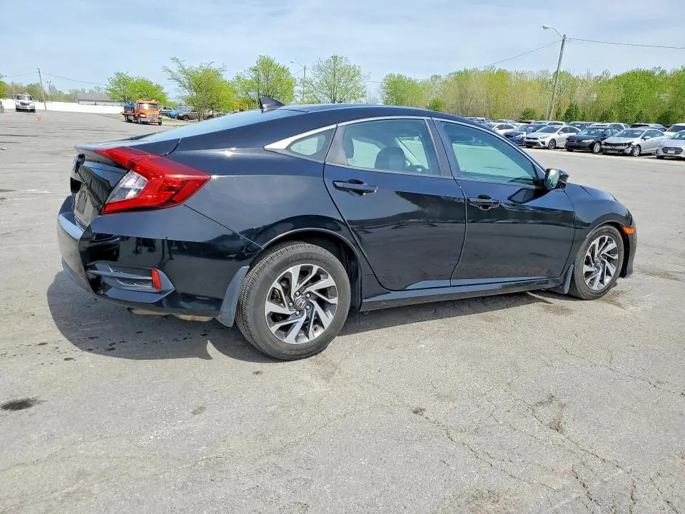 2017 HONDA CIVIC EX  
