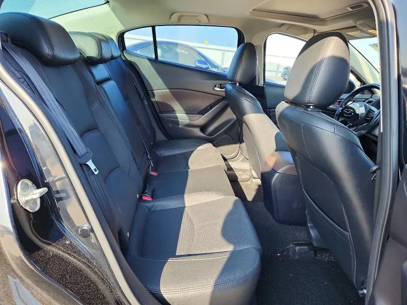 2018 MAZDA 3 GRAND TOURING  