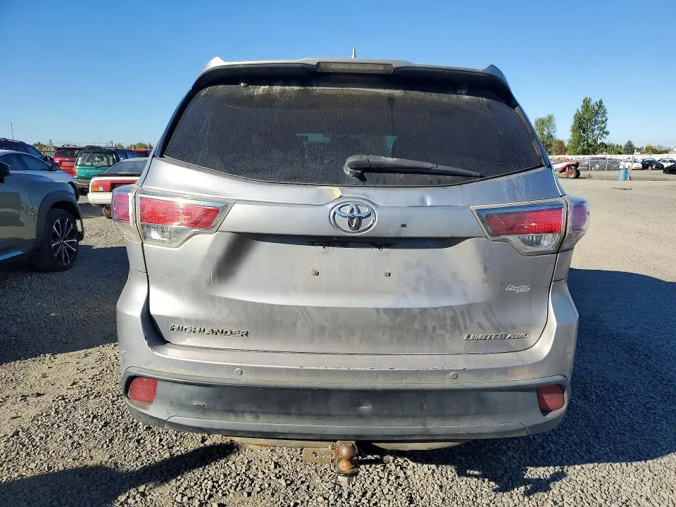 2015 TOYOTA HIGHLANDER LIMITED  