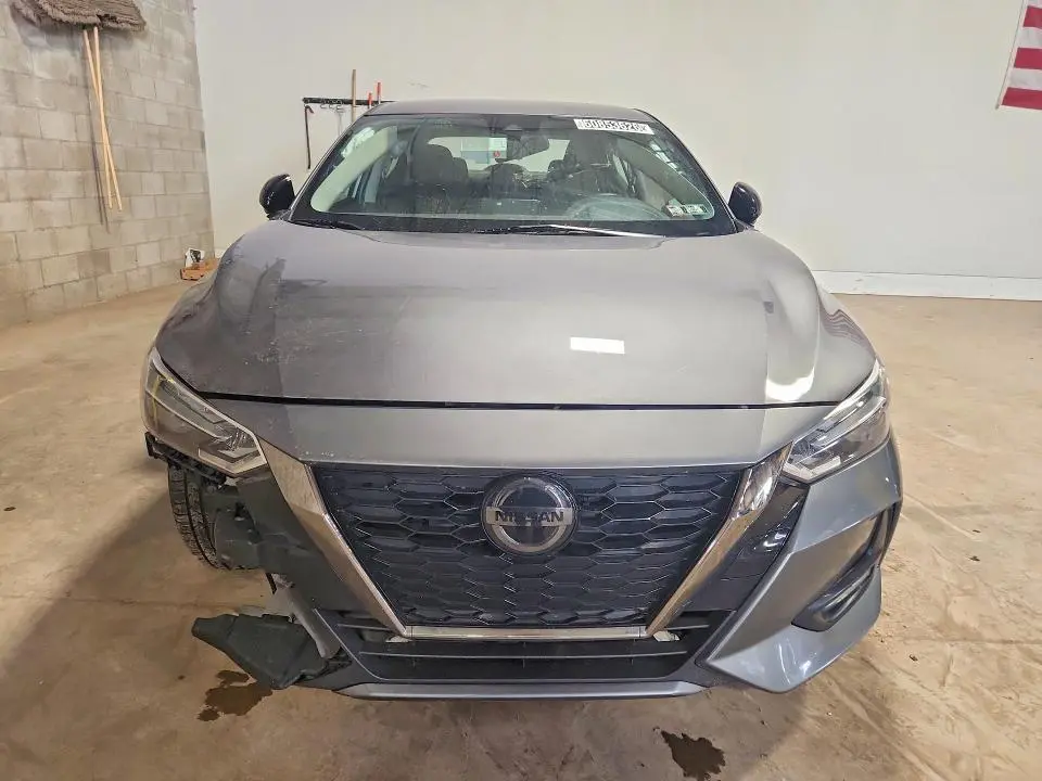 2022 NISSAN SENTRA SR  
