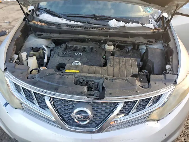 2010 NISSAN MURANO S  
