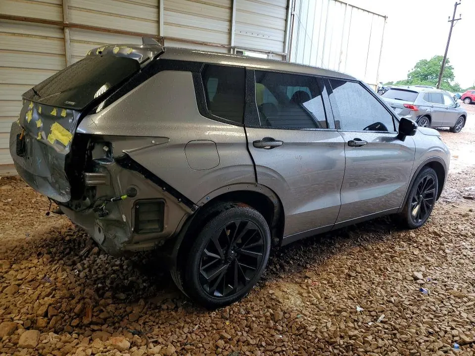 2023 MITSUBISHI OUTLANDER SE  