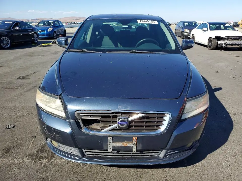 2010 VOLVO S40 2.4I  
