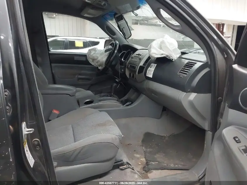 2011 TOYOTA TACOMA BASE V6