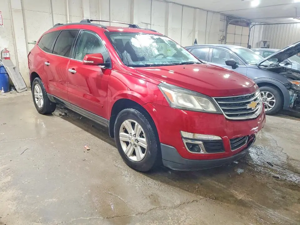 2014 CHEVROLET TRAVERSE LT  