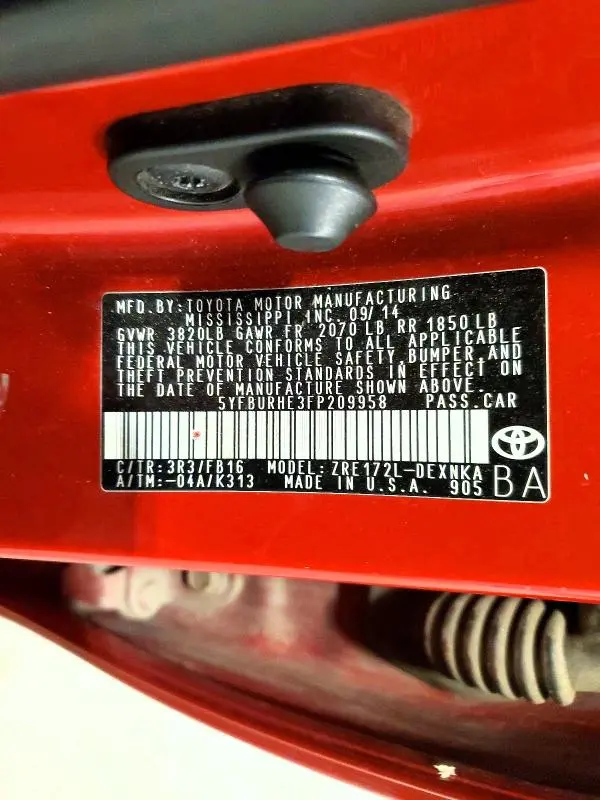 2015 TOYOTA COROLLA LE  