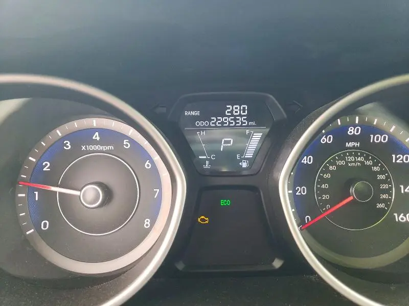 2013 HYUNDAI ELANTRA GLS  