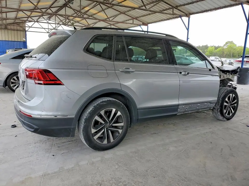 2022 VOLKSWAGEN TIGUAN S  