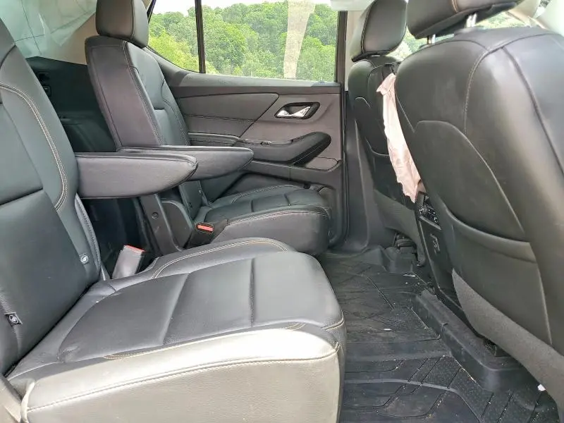 2019 CHEVROLET TRAVERSE LT  