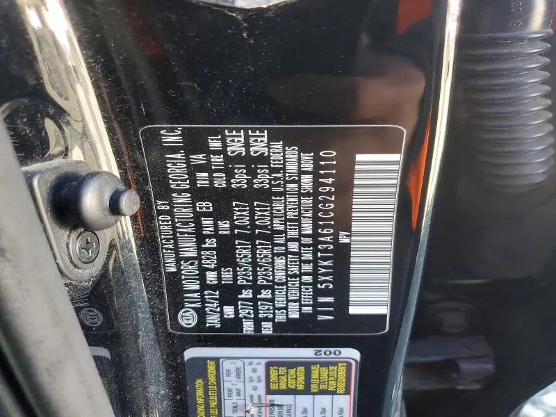 2012 KIA SORENTO BASE  