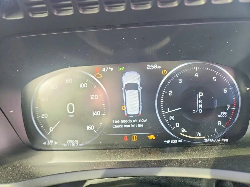 2016 VOLVO XC90 T6  