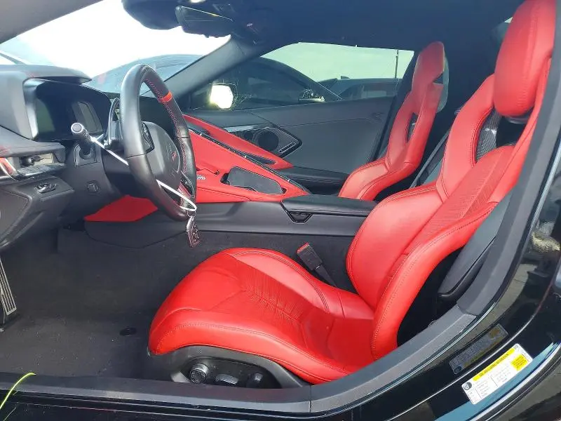 2024 CHEVROLET CORVETTE STINGRAY 2LT  