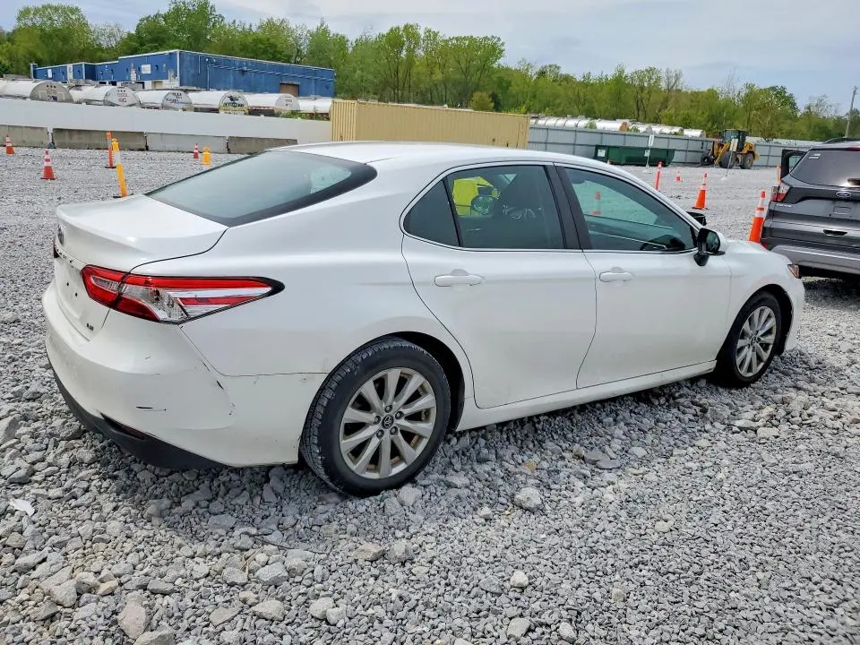 2018 TOYOTA CAMRY LE  