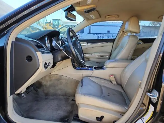 2011 CHRYSLER 300 LIMITED  