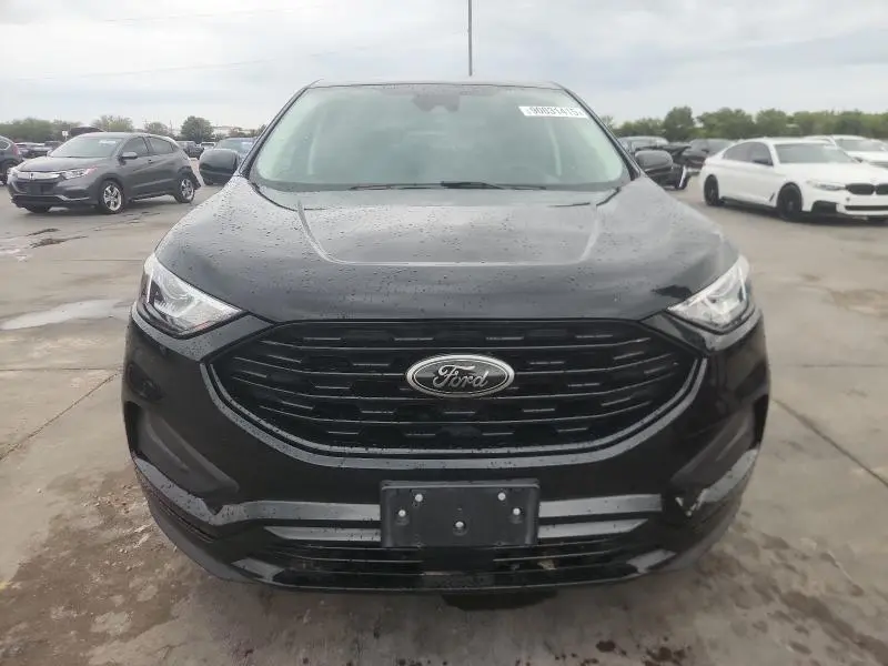 2023 FORD EDGE SE  
