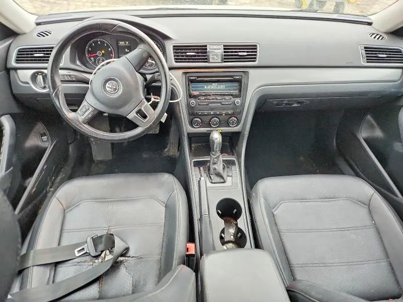 2014 VOLKSWAGEN PASSAT S  