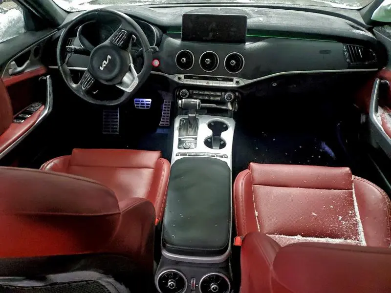 2022 KIA STINGER GT1  