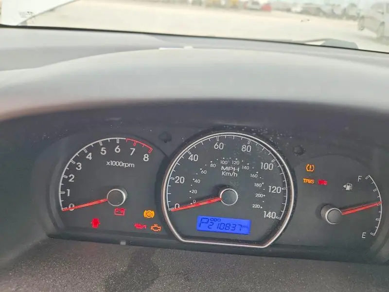 2010 HYUNDAI ELANTRA GLS  