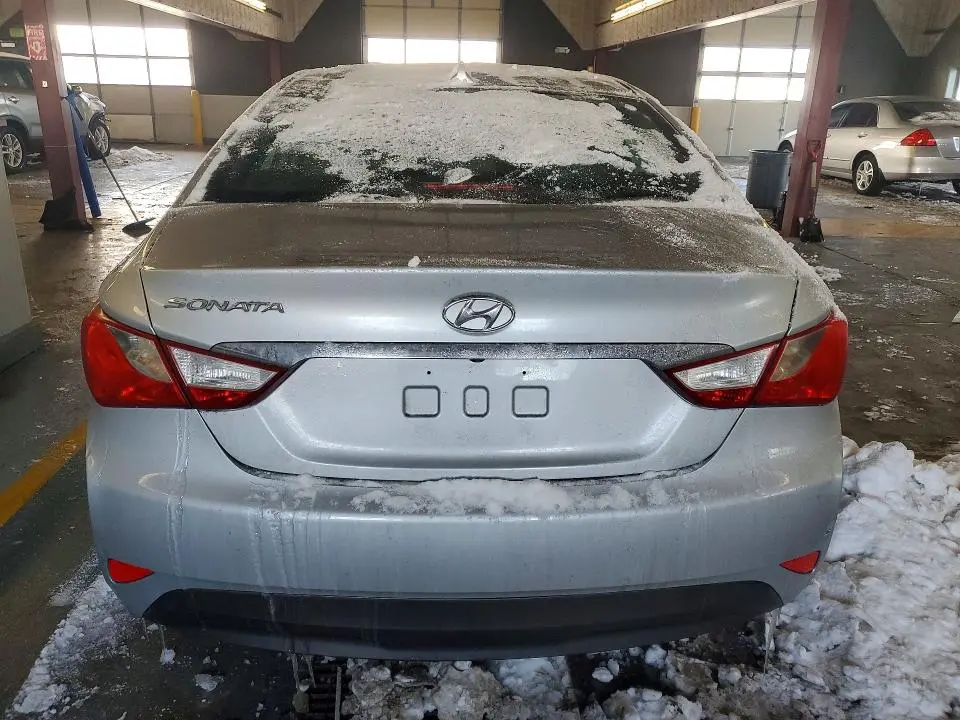 2014 HYUNDAI SONATA GLS  