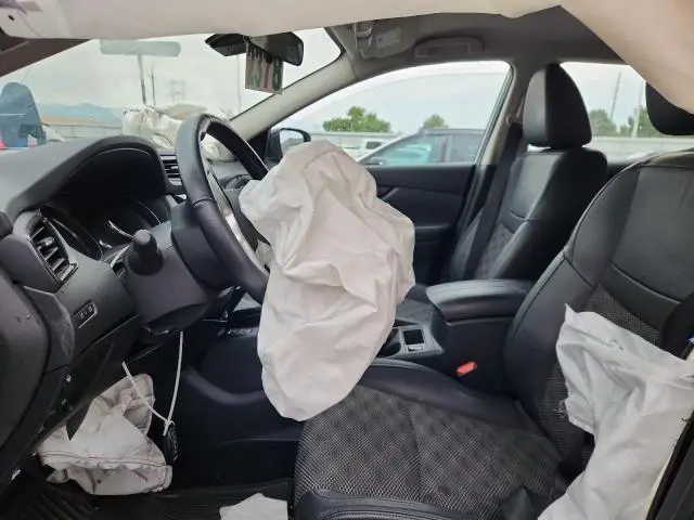 2022 NISSAN ROGUE SPORT SV  