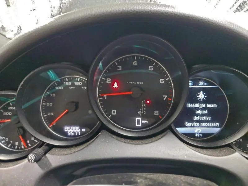 2018 PORSCHE CAYENNE   