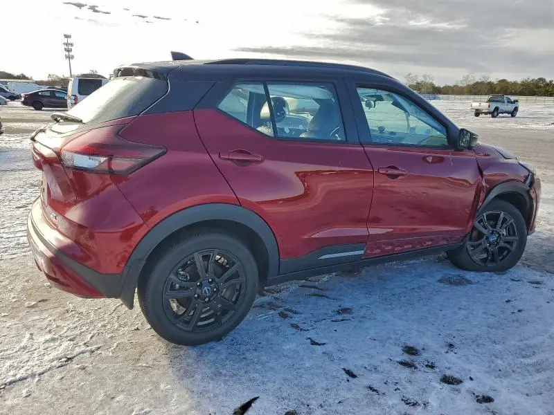 2023 NISSAN KICKS SR  