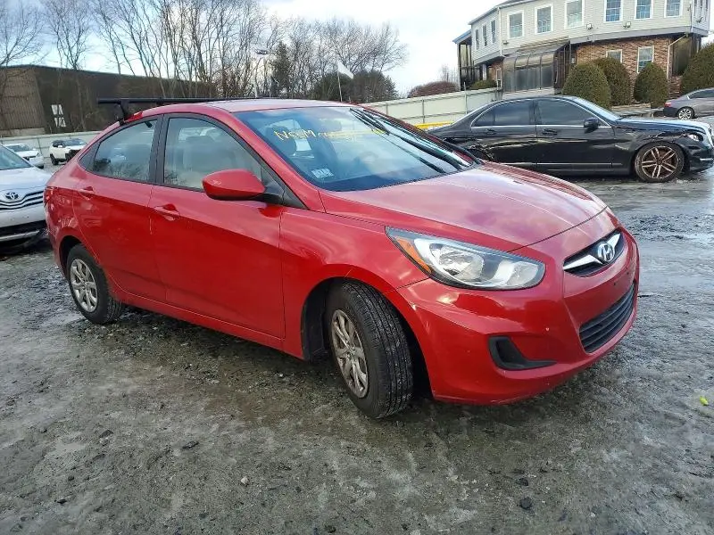 2013 HYUNDAI ACCENT GLS  
