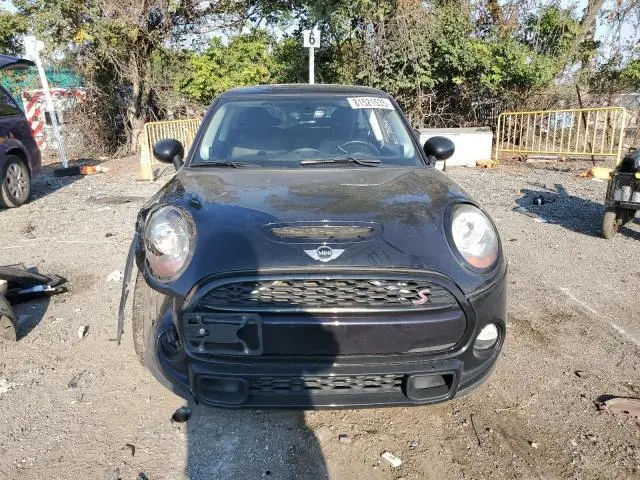 2017 MINI COOPER S  