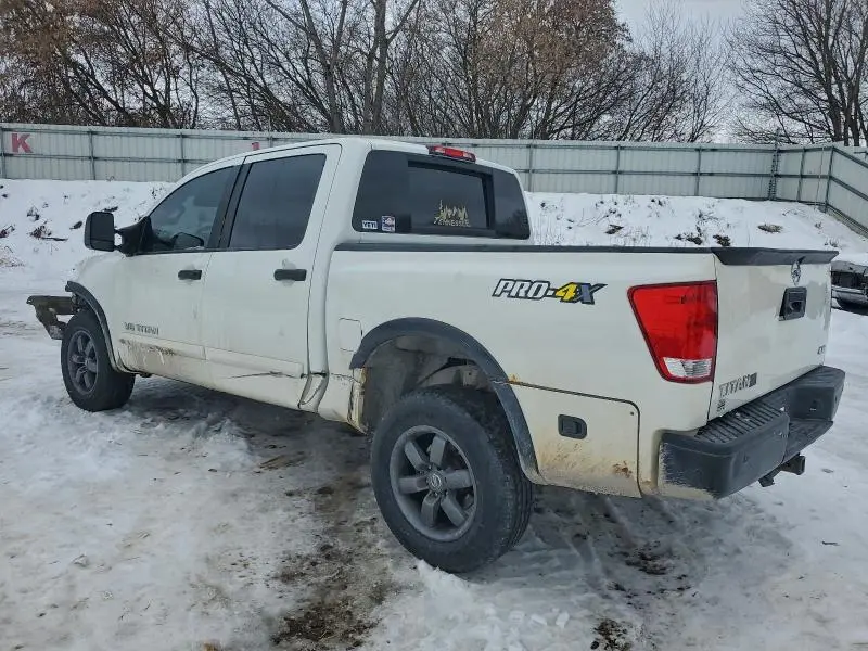 2015 NISSAN TITAN S  