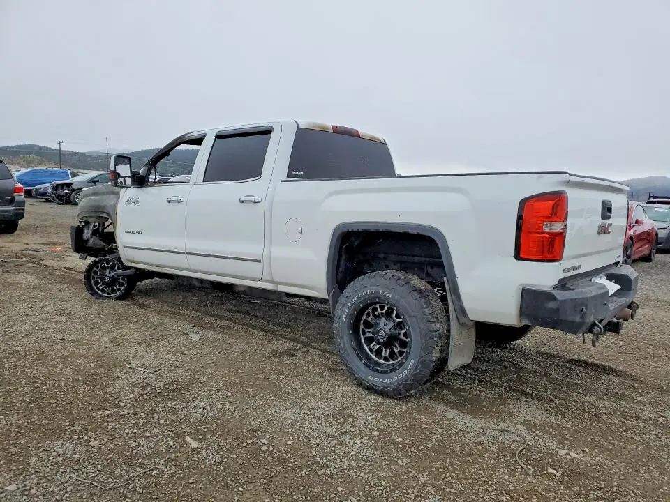 2015 GMC SIERRA K2500 SLT  